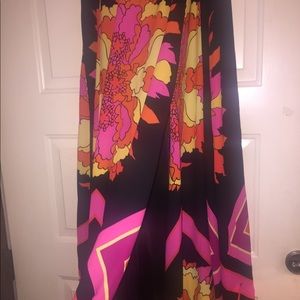 Long skirt with split